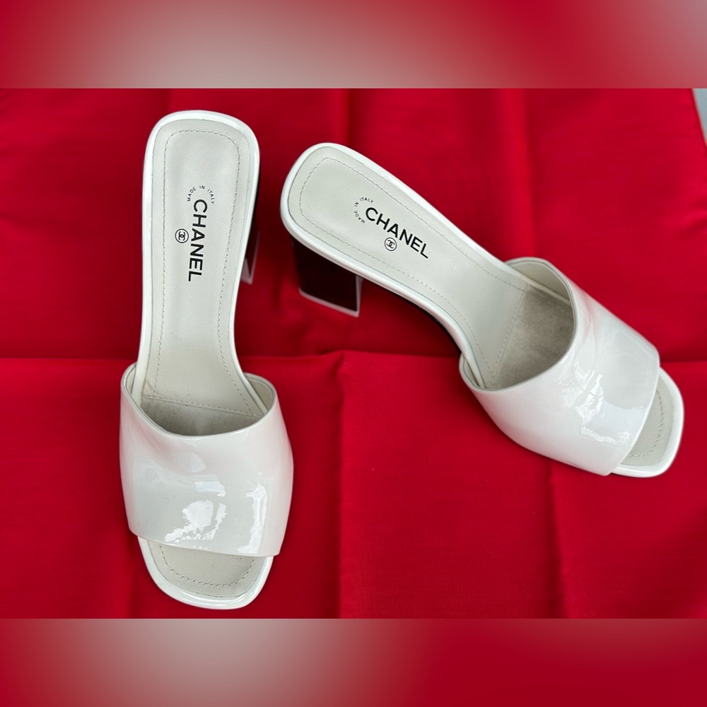 Chanel Women's CC Block Heeled Mule Sandals Patent White and Black